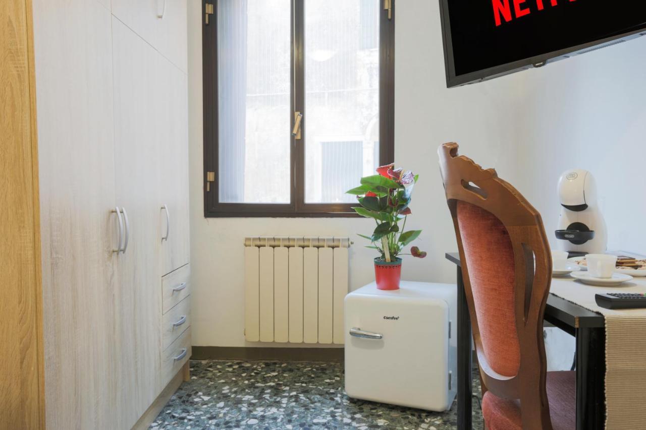 Santa Croce Guest House Venedik Dış mekan fotoğraf