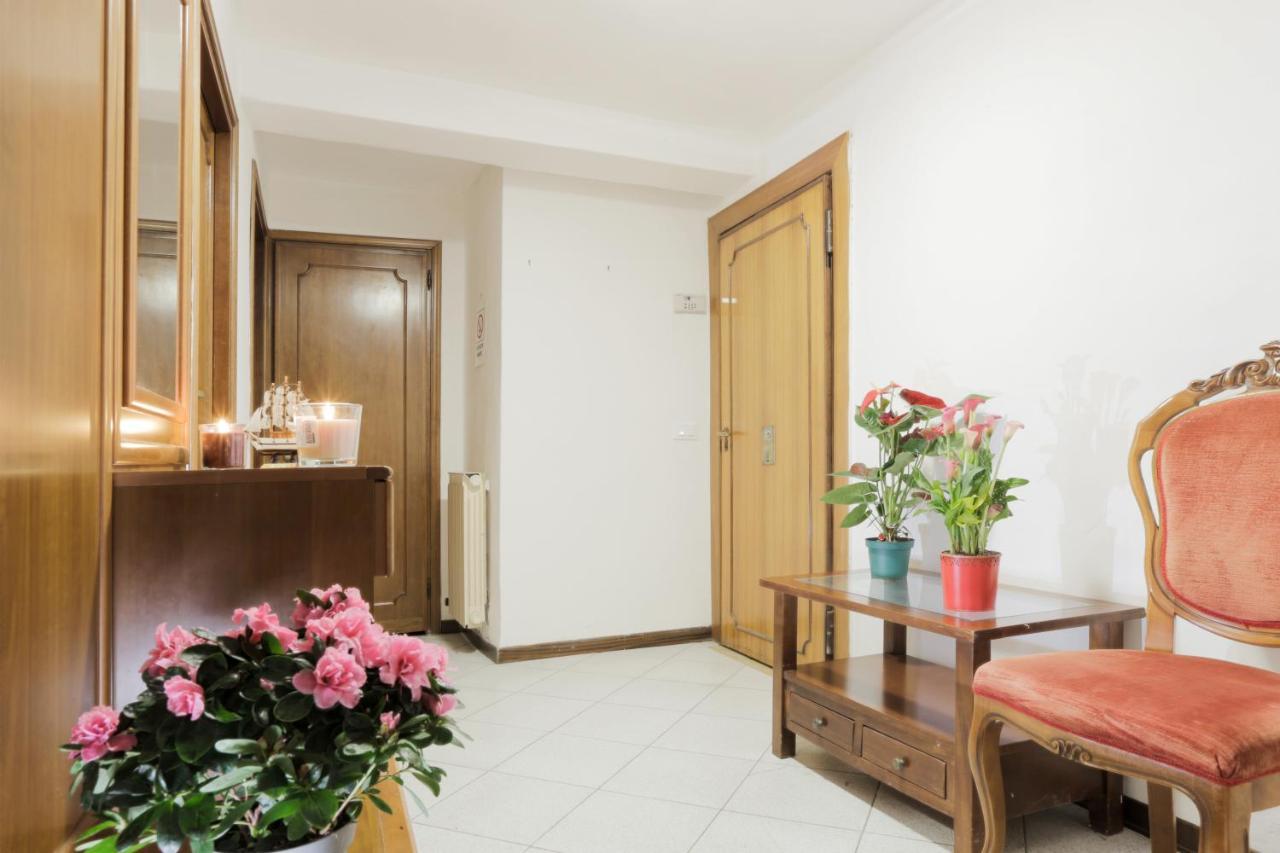 Santa Croce Guest House Venedik Dış mekan fotoğraf